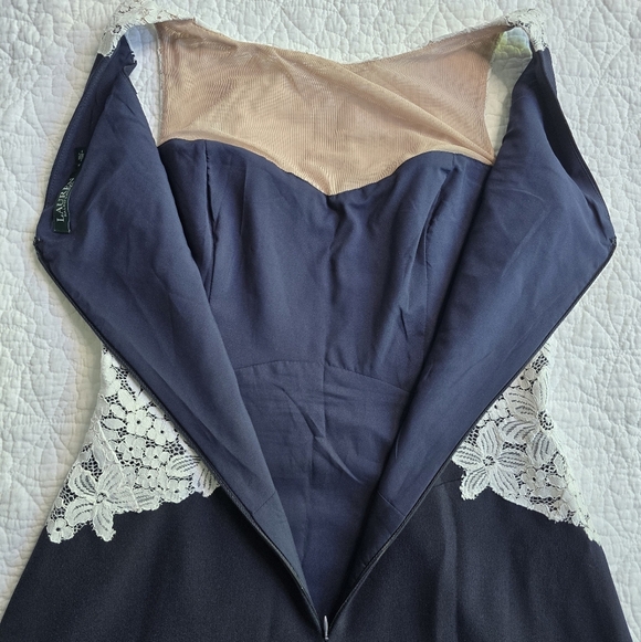 Lauren Ralph Lauren White Navy Lace Overlay Sleeveless Crepe Dress Size 4 - Picture 11 of 14